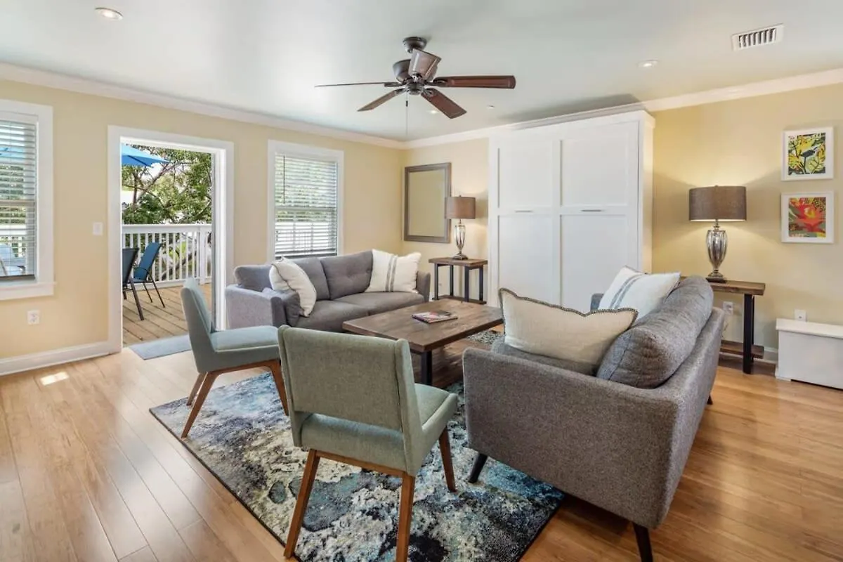Cloud Suite On Duval Key West